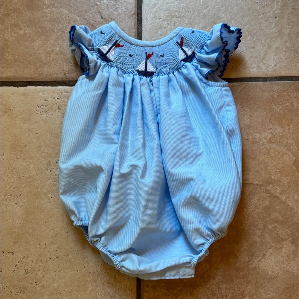 Betti Terrell by Johnston smocked short sleeve sailboat bubble